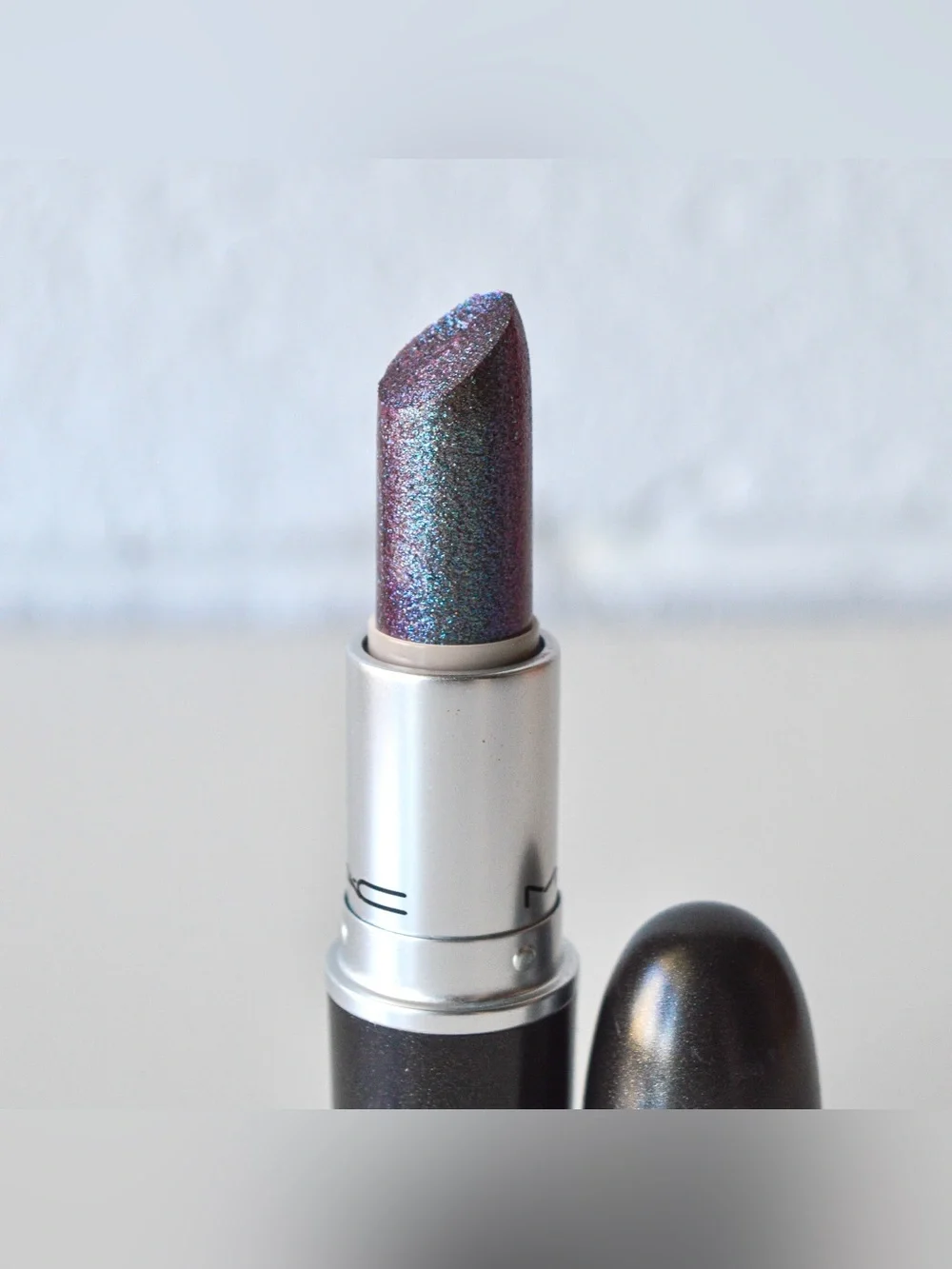 MAC Cosmetics Frost Lipstick *ON AND ON* Discontinued Original Formula & VHTF